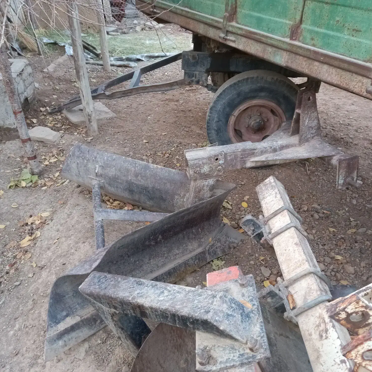 تراکتور رومانی|خودرو سنگین|خرمدشت, |دیوار