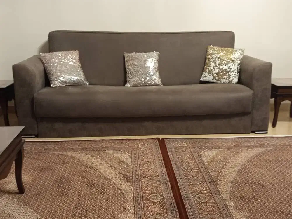 مبل هشت نفره تخت شو تمیز و سالم|مبلمان خانگی و میز عسلی|ارومیه, |دیوار