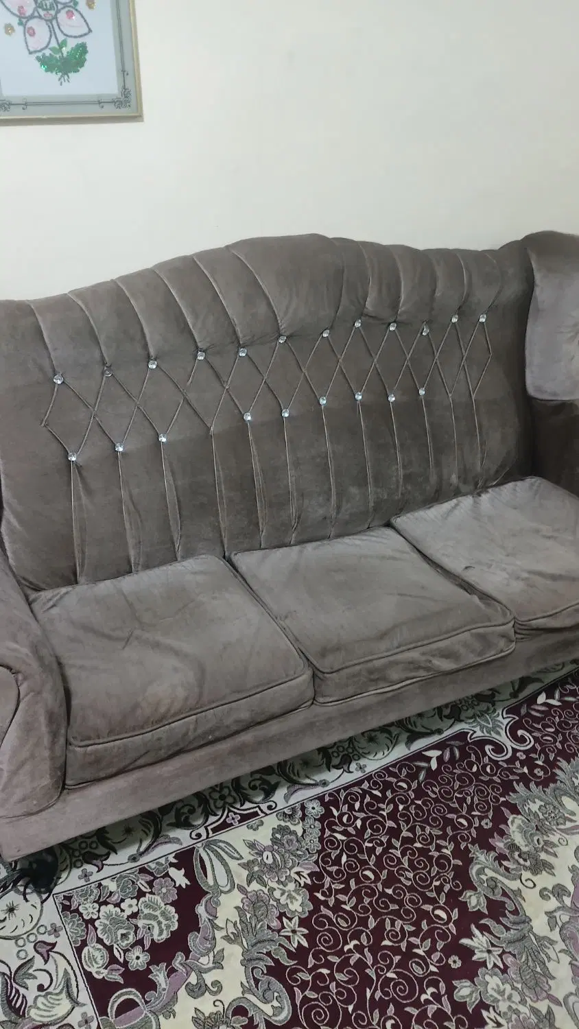 مبل|مبلمان خانگی و میز عسلی|شهر ری, صالح آباد جنوبی (باغ رضوان)|دیوار
