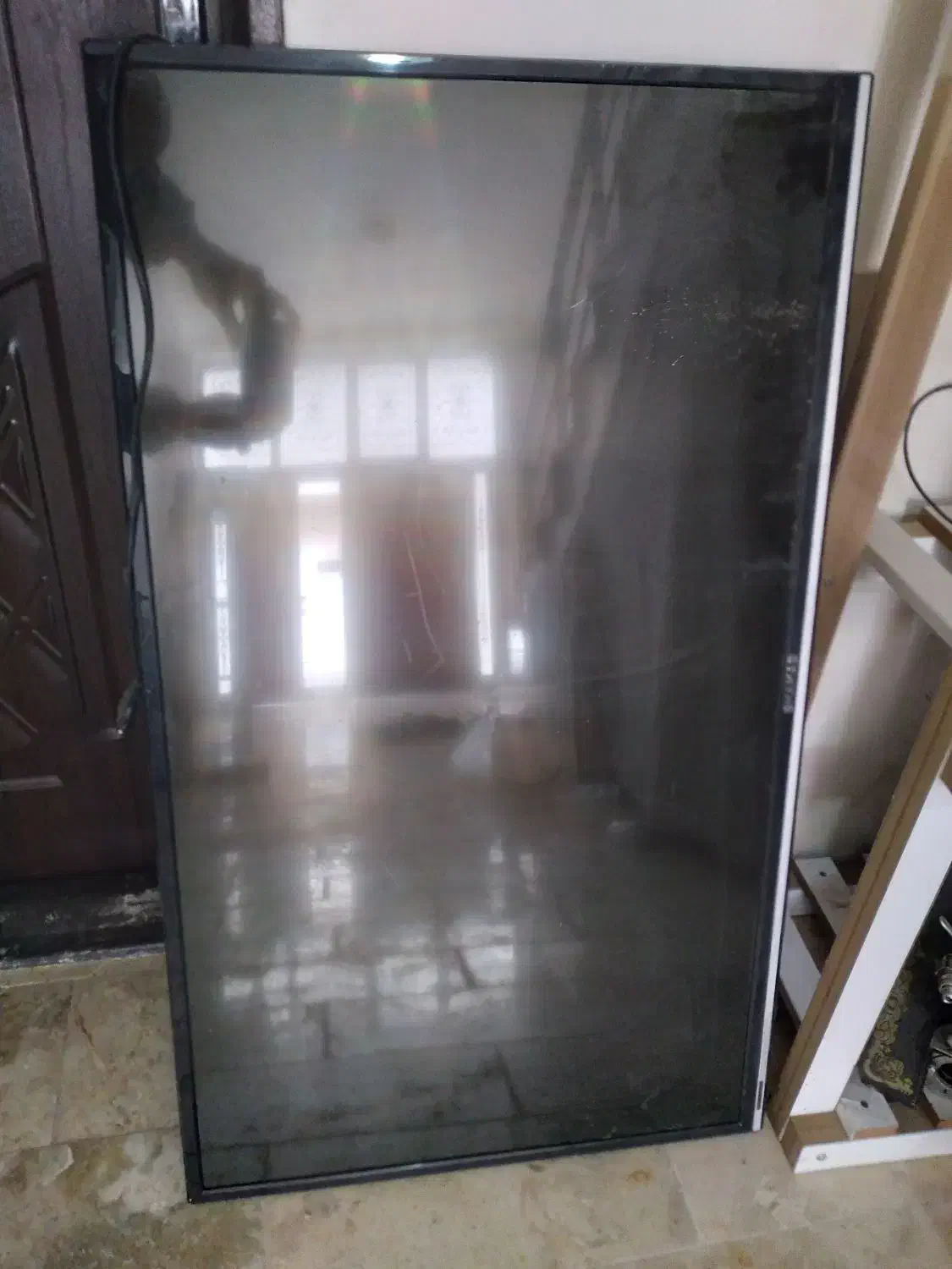 LED|تلویزیون و پروژکتور|میاندوآب, |دیوار