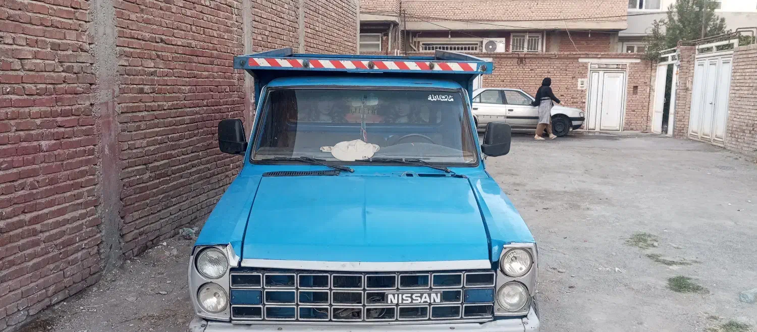 نیسان وانت باری|خودرو سواری و وانت|نقده, |دیوار