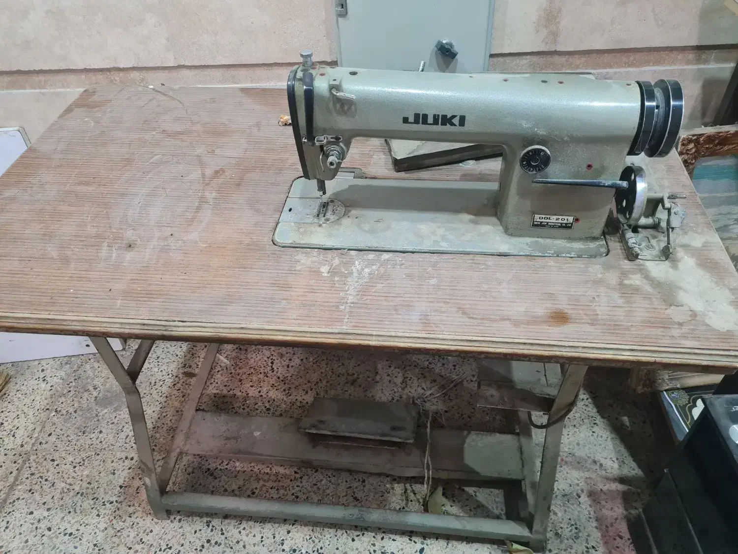 چرخ خیاطی ژوکی قدیمی اصل ژاپن|چرخ خیاطی و ریسندگی|قم, چهار مردان|دیوار