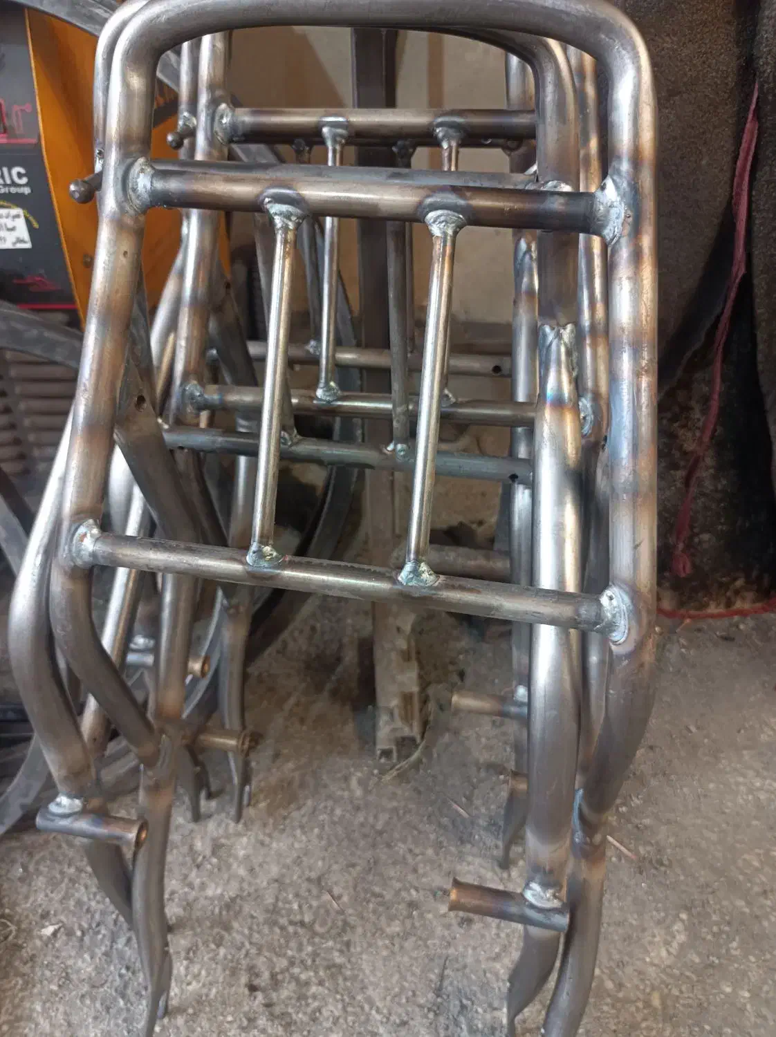 پرسکار ساده و جوشکار ماهر و نیمه ماهر co2|استخدام صنعتی، فنی، مهندسی|پاکدشت, پاکدشت (مامازند)|دیوار