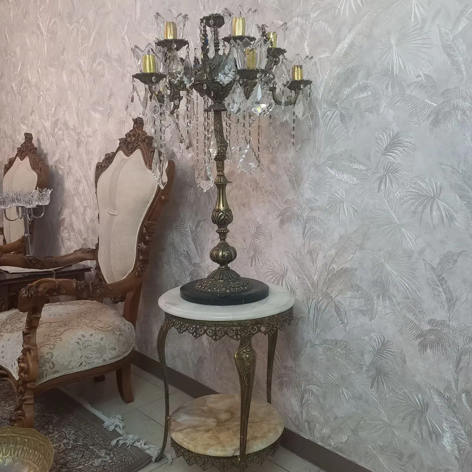 کنار سالنی|لوستر و چراغ آویز|تهران, علی‌آباد|دیوار