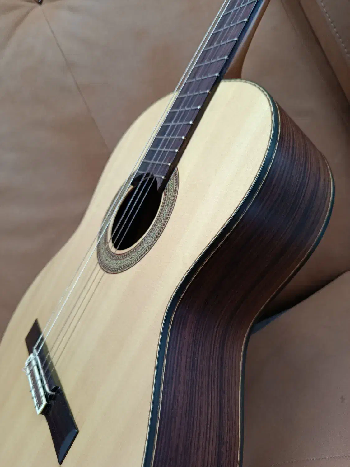 گیتار کلاسیک تمام چوب دستساز نو نو|گیتار، بیس، امپلیفایر|ماکو, |دیوار