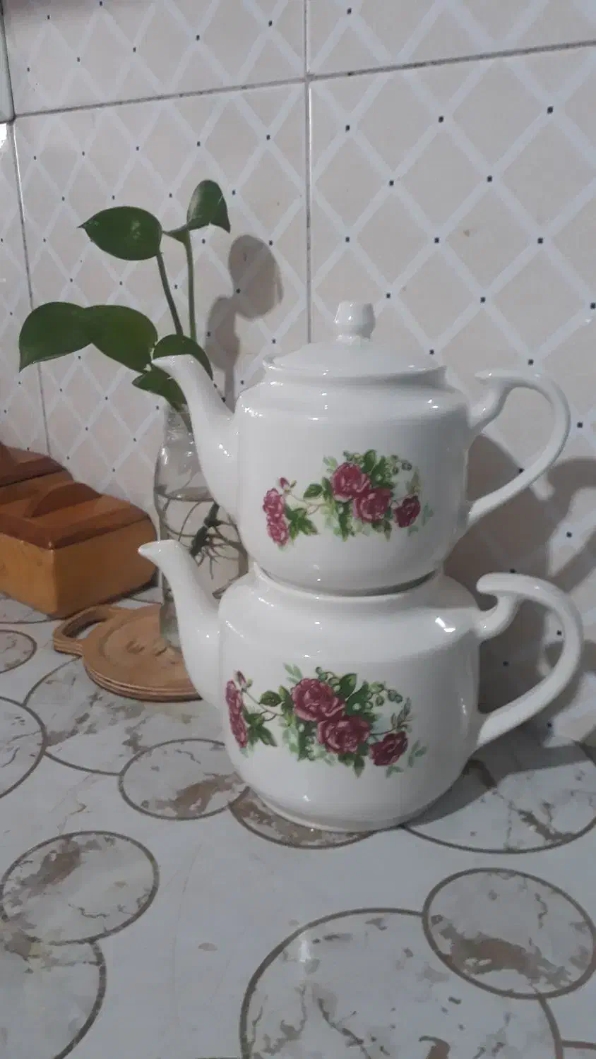 قوری ۲ عدد|قوری، کتری، قهوهساز دستی|سبزوار, شرق کال میانی|دیوار