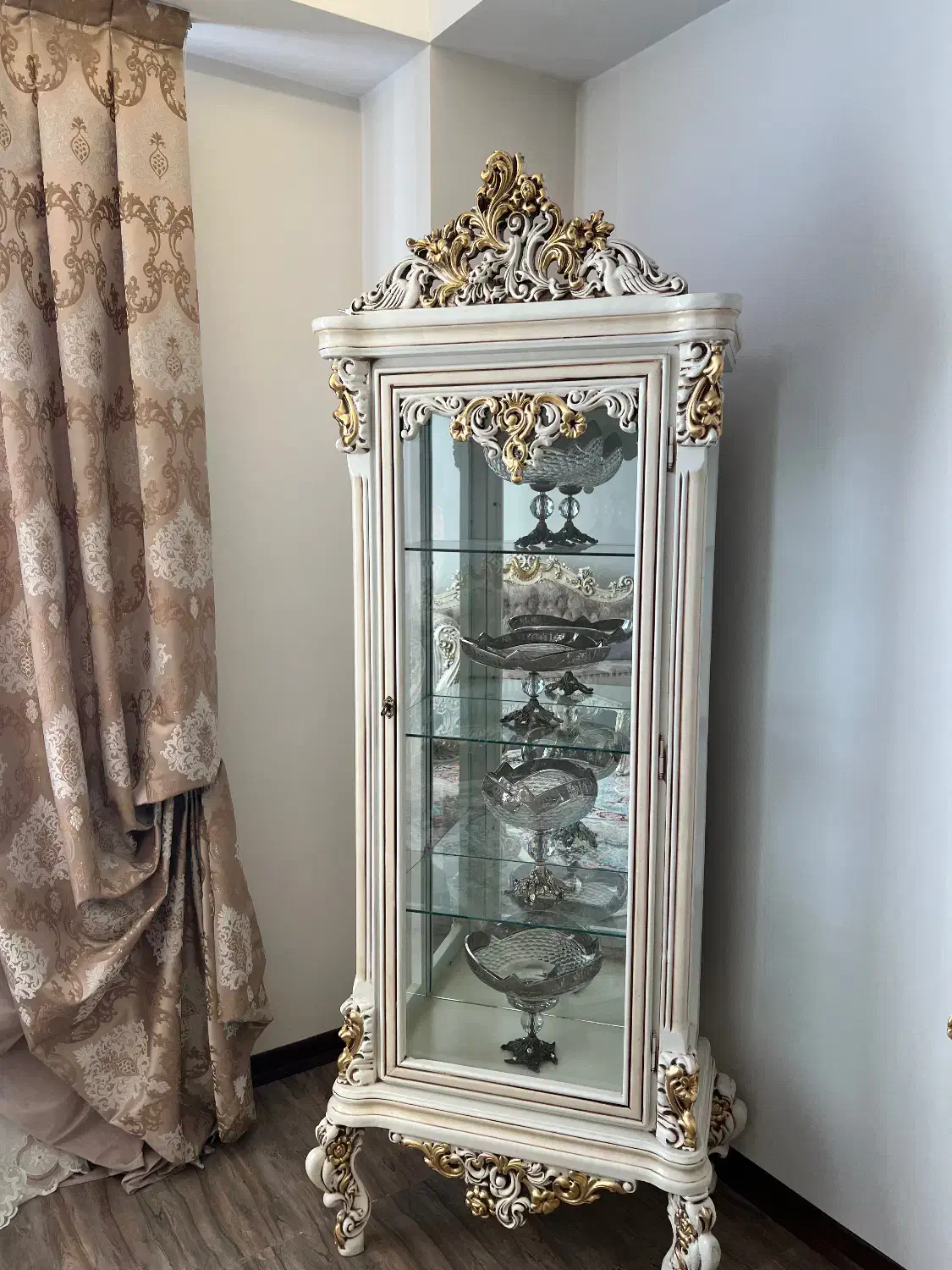 چوب راش|بوفه، ویترین، کنسول|محمدشهر, محمدشهر|دیوار