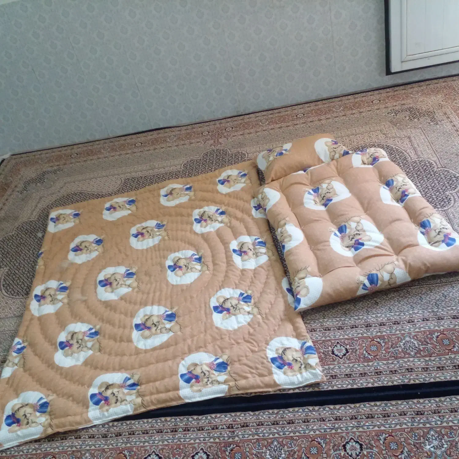 ست نوزادی|رختخواب، بالش، پتو|مرند, |دیوار