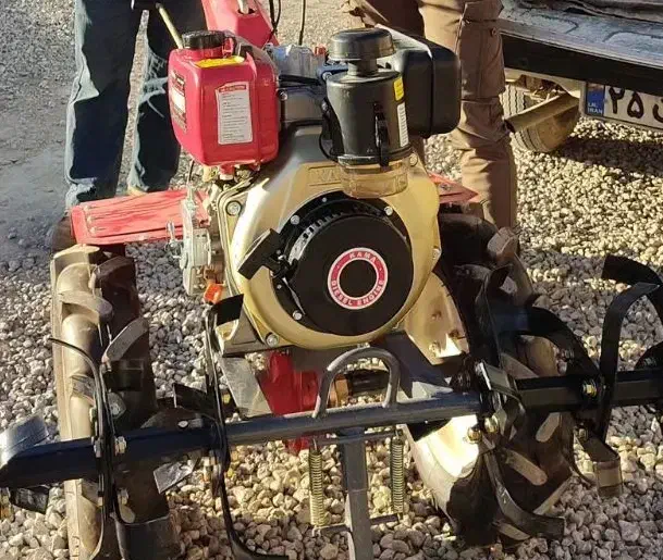 تیلر پاکن|ماشینآلات صنعتی|سمیرم, |دیوار