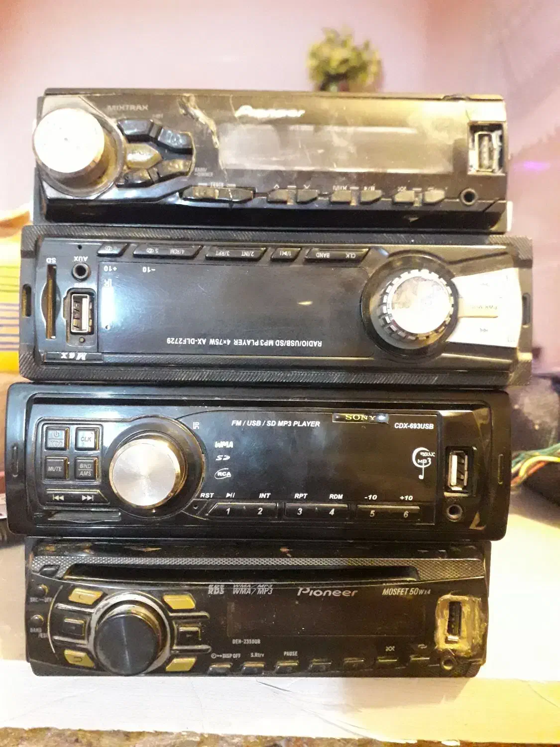 ضبط|صوتی و تصویری|لاران, |دیوار