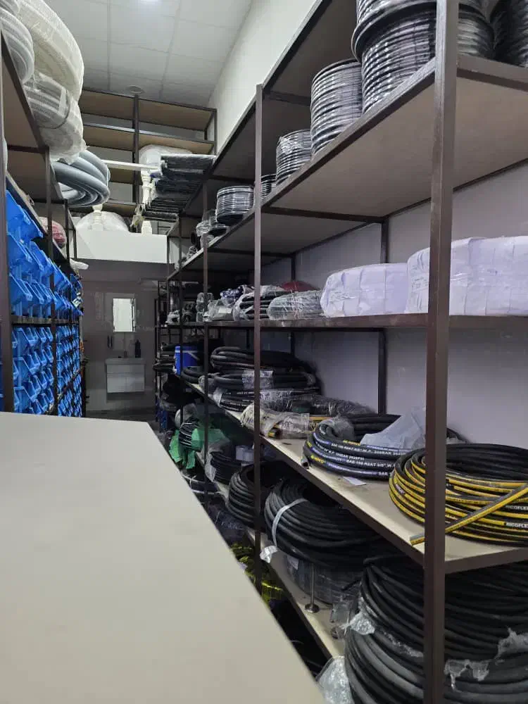 پرس شیلنگ و لنت کوبی کویر|ماشین‌آلات صنعتی|طبس, |دیوار