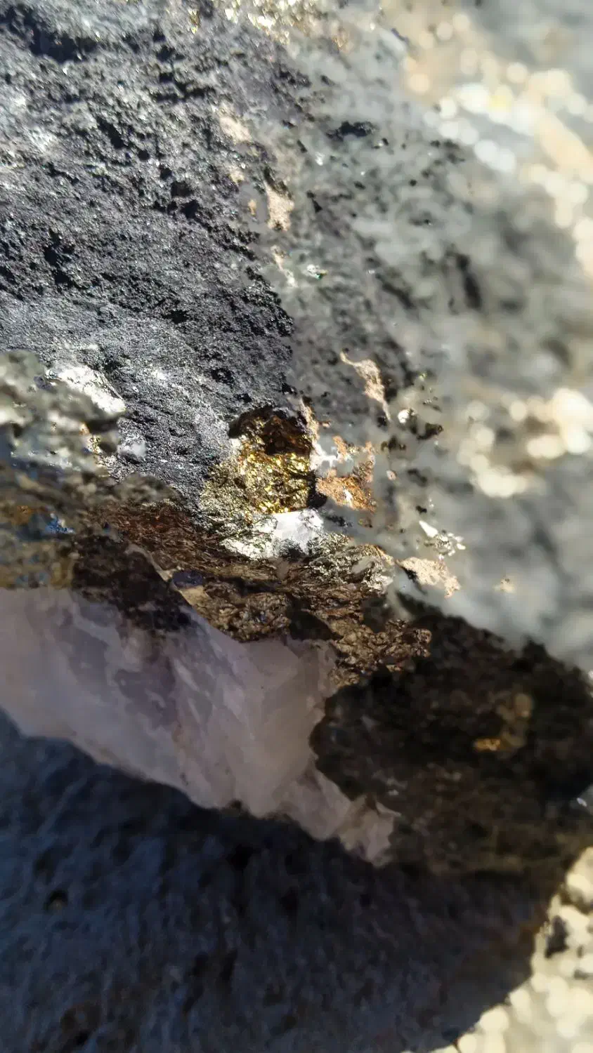 سنگ طلا|جواهرات|تکاب, |دیوار