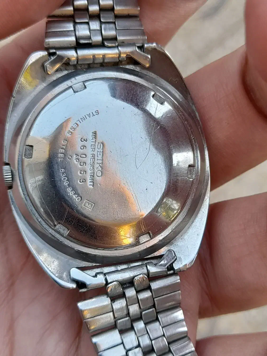 سیکو پنج|ساعت|ایلام, |دیوار