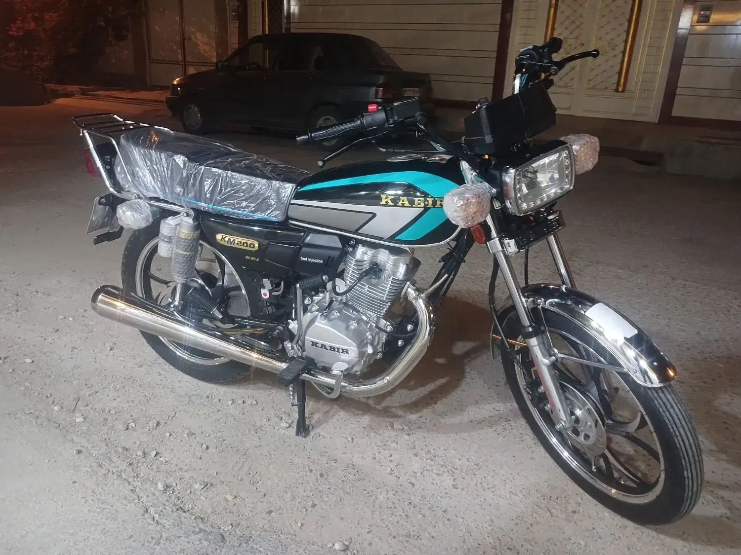 کبیر ۲۰۰ مدل ۴۰۳|موتورسیکلت|دزفول, |دیوار