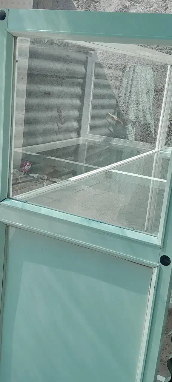 ویترین آلومینیوم در حد صفر|بوفه، ویترین، کنسول|آبدانان, |دیوار