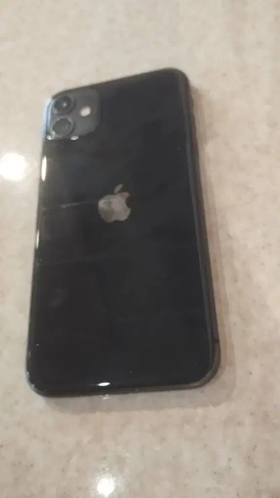 گوشی آیفون ۱۱ دوسیم ۱۲۸|موبایل|قم, بنیاد|دیوار