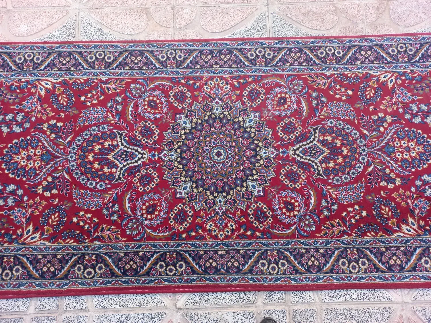 فرش راهرویی|فرش|شاهین‌شهر, حافظ جنوبی|دیوار