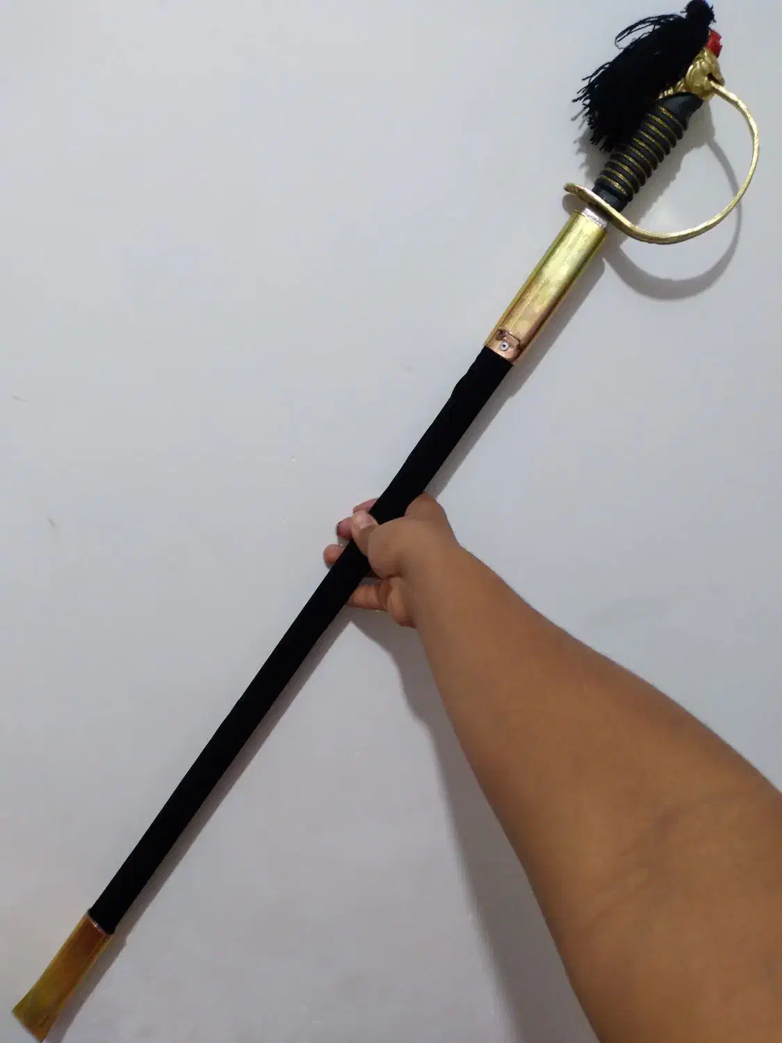 شمشیر افسری فنر...|کلکسیون اشیاء عتیقه|دهق, |دیوار