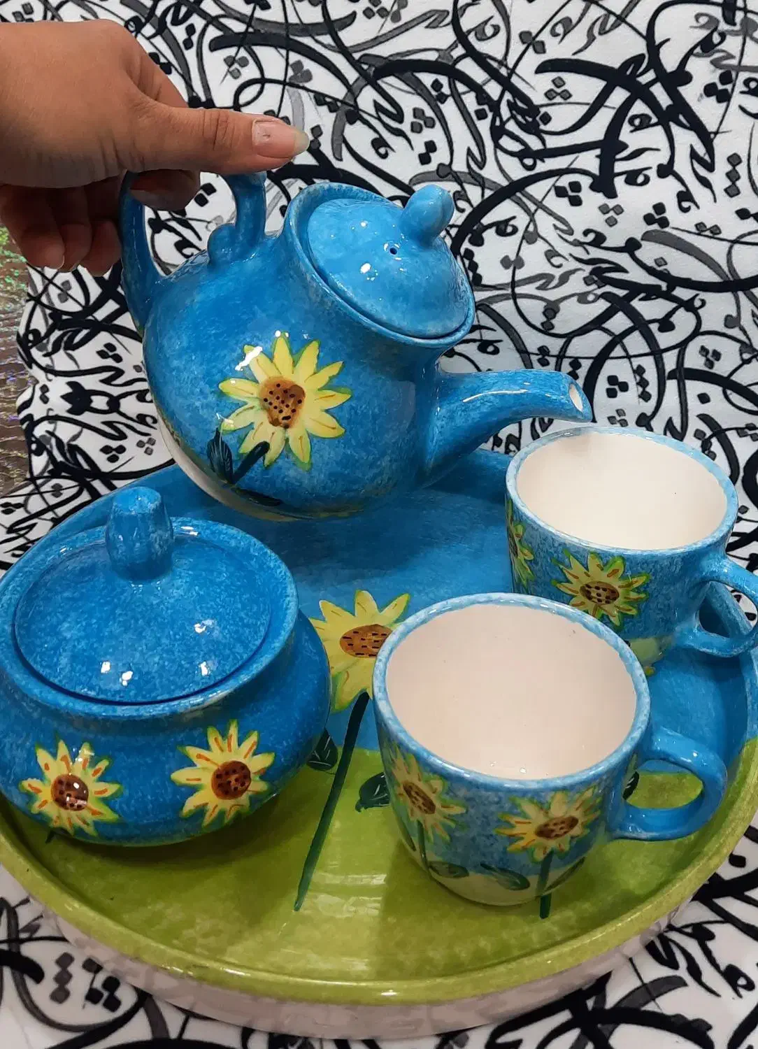 صبحانه خوری افتابگردون|ظروف سرو و پذیرایی|رشت, هلال احمر|دیوار