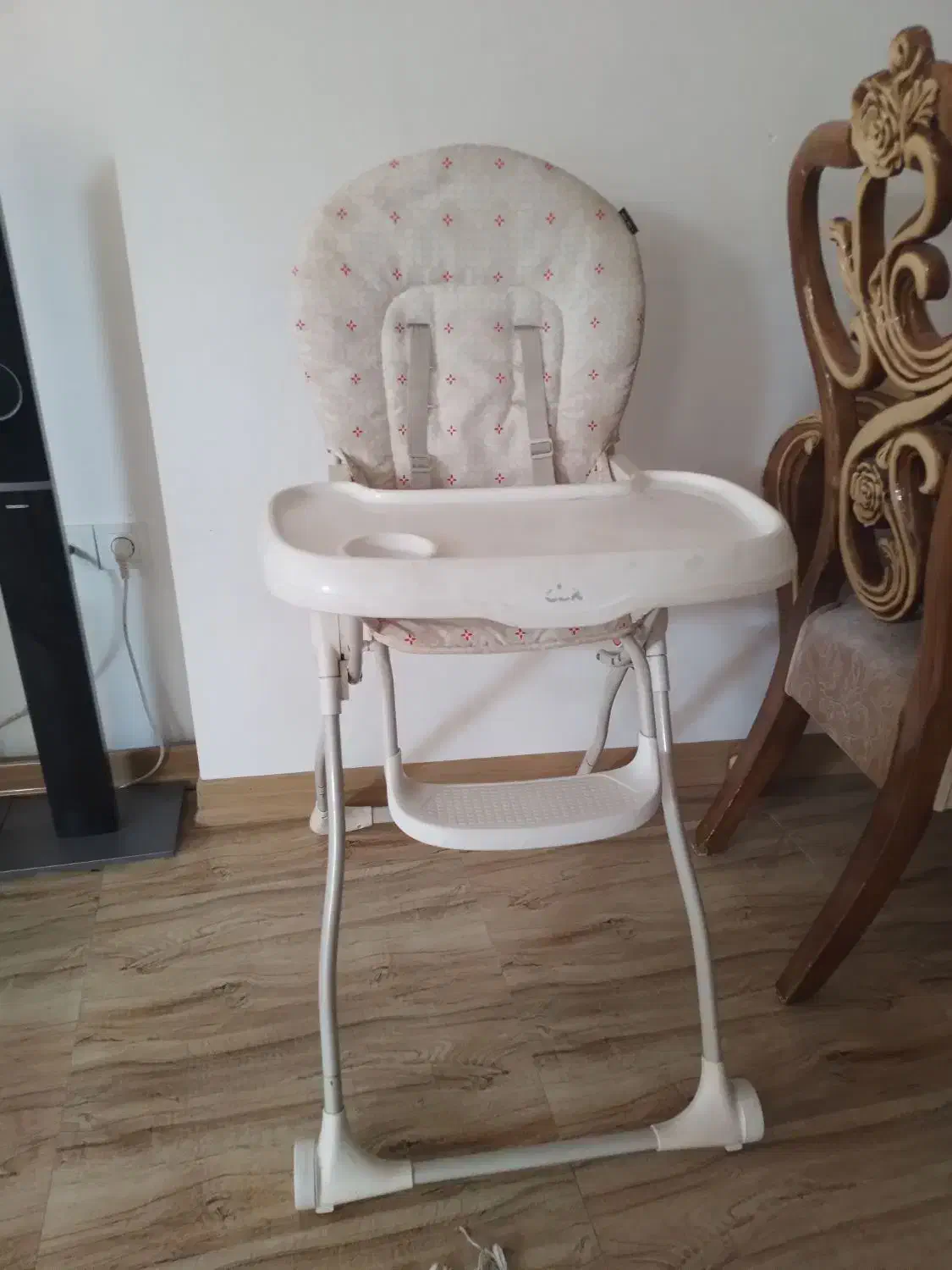 صندلی کودک|تخت و صندلی بچه|مشهد, طبرسی شمالی|دیوار