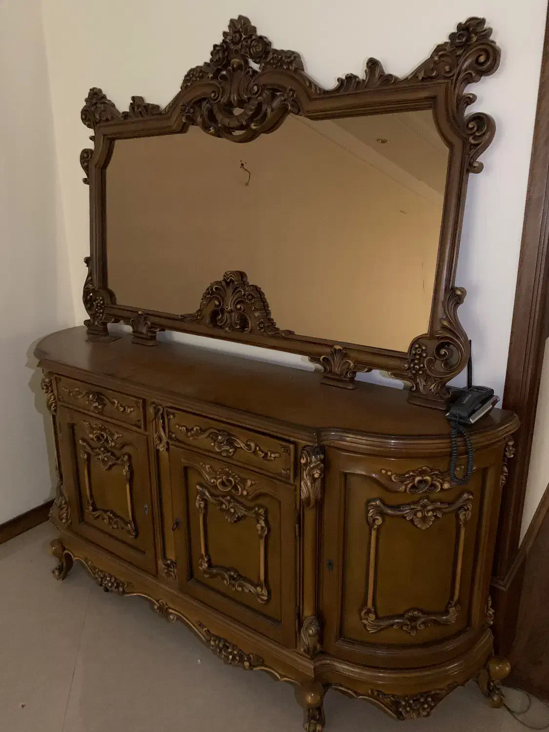 میز و‌کنسول اینه|بوفه، ویترین، کنسول|تهران, زعفرانیه|دیوار