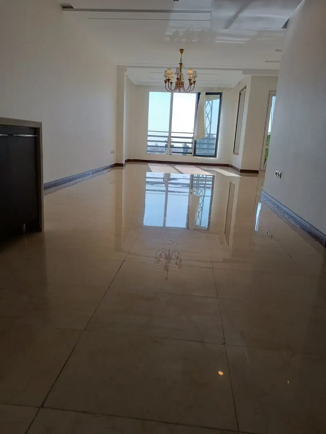 کفسابی سنگ سابی کف ساب ساب زن نماشویی|خدمات نظافت|چالوس, |دیوار