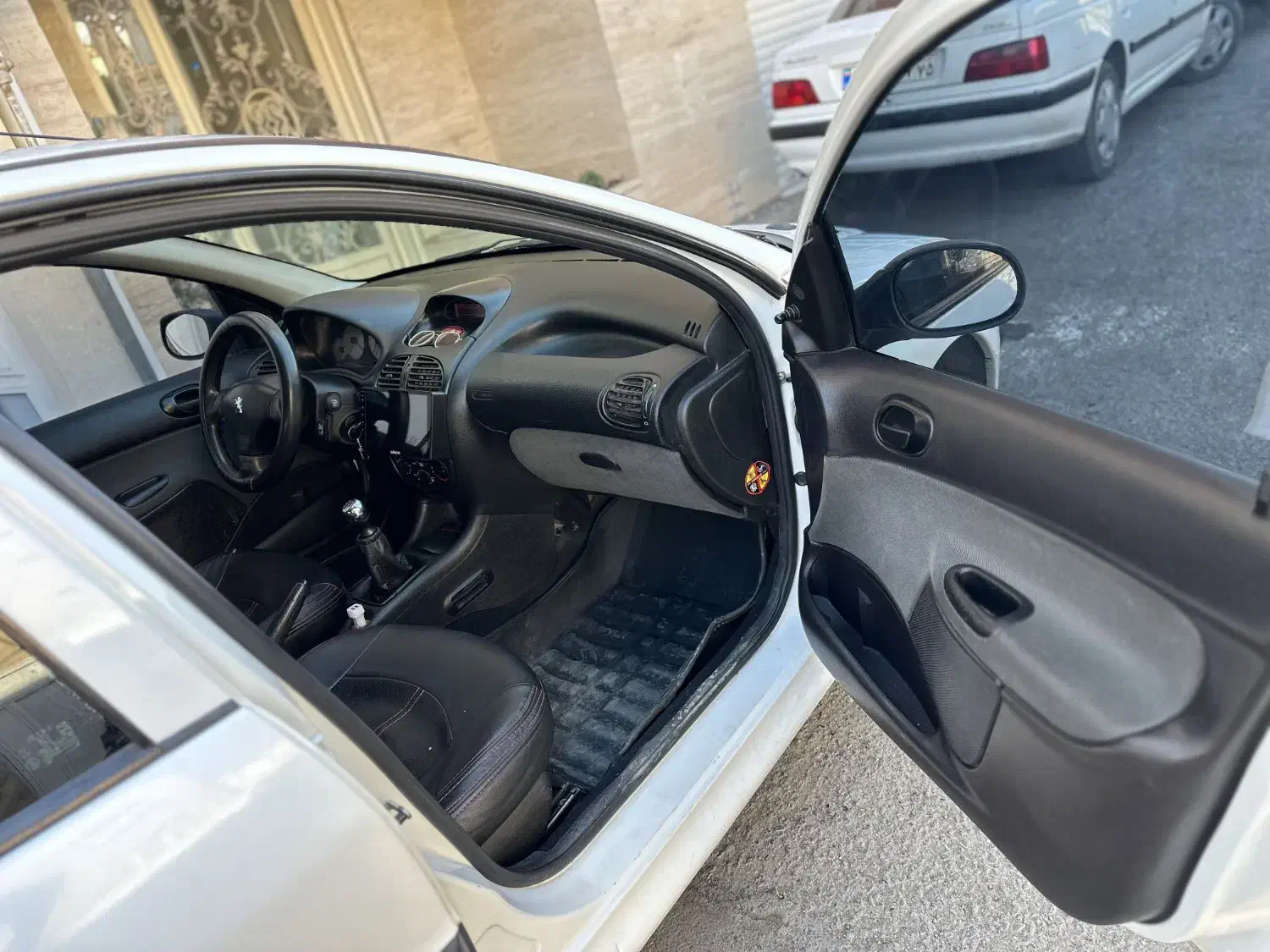 ۲۰۶ تیپ۲مدل ۹۶|خودرو سواری و وانت|سیرجان, |دیوار