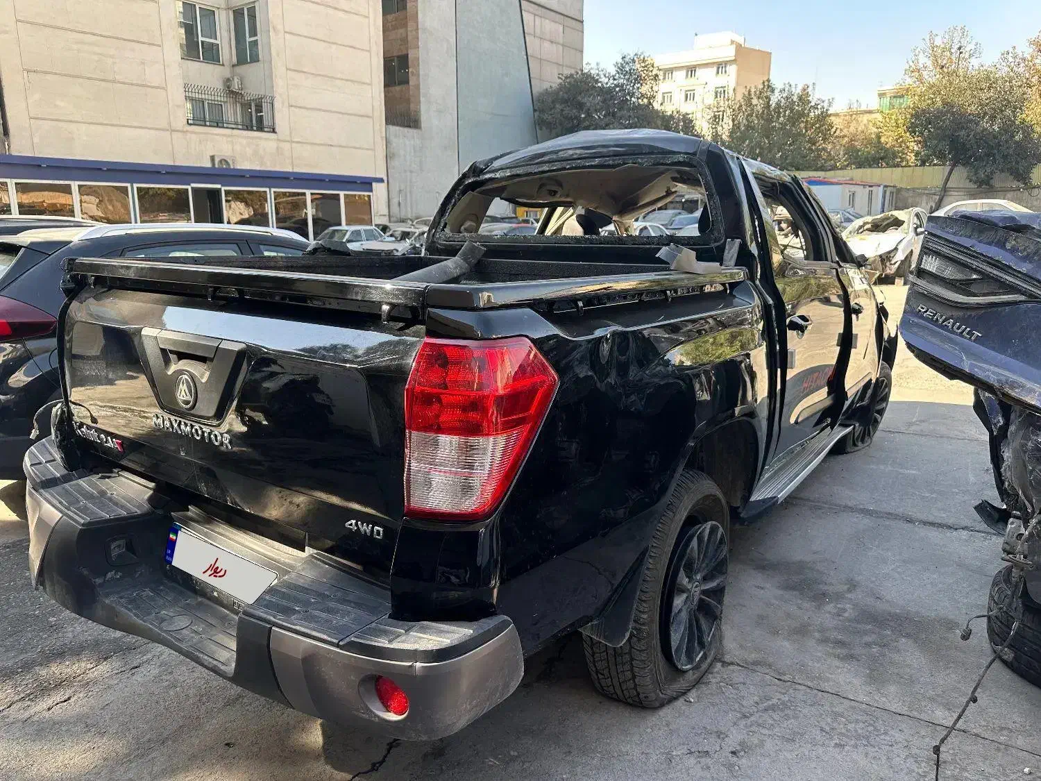 ماشین تصادفی|خودرو سواری و وانت|تهران, ونک|دیوار