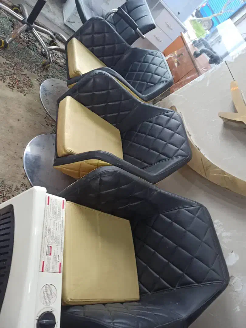 لوازم ارایشگاه|آرایشگاه و سالن‌های زیبایی|بندر انزلی, معلم|دیوار