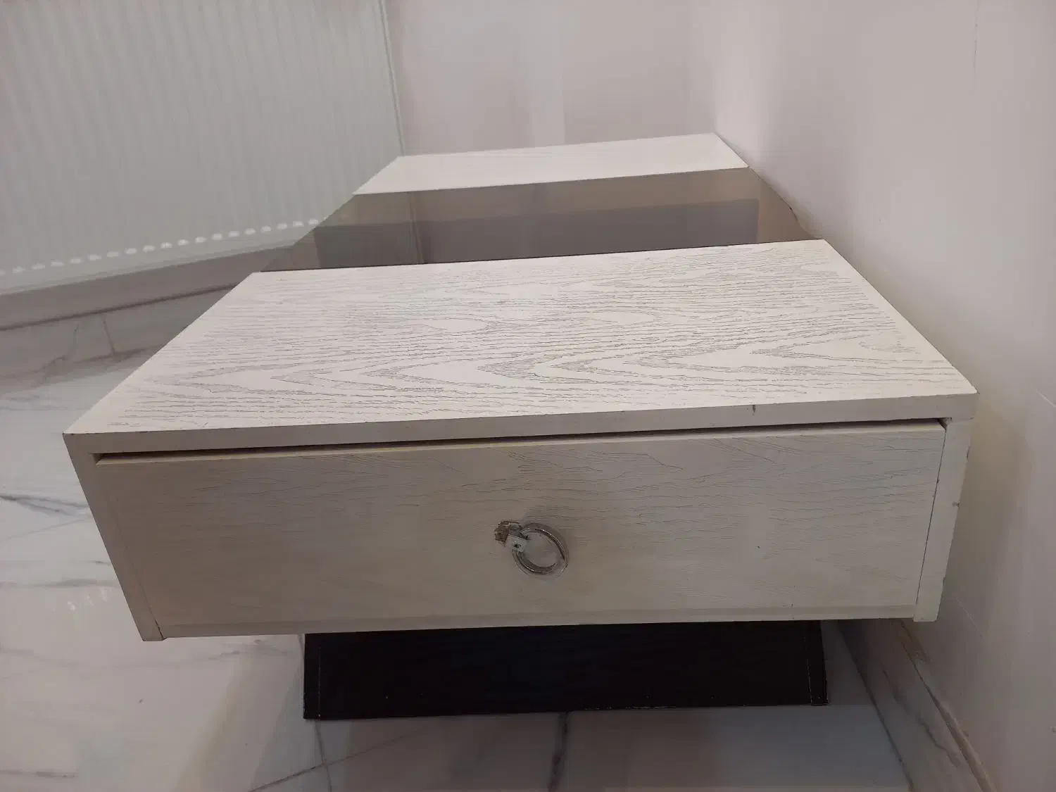 میز جلو مبلی کشویی با ۳ عدد عسلی در حد نو|مبلمان خانگی و میز عسلی|رشت, رودبارتان|دیوار