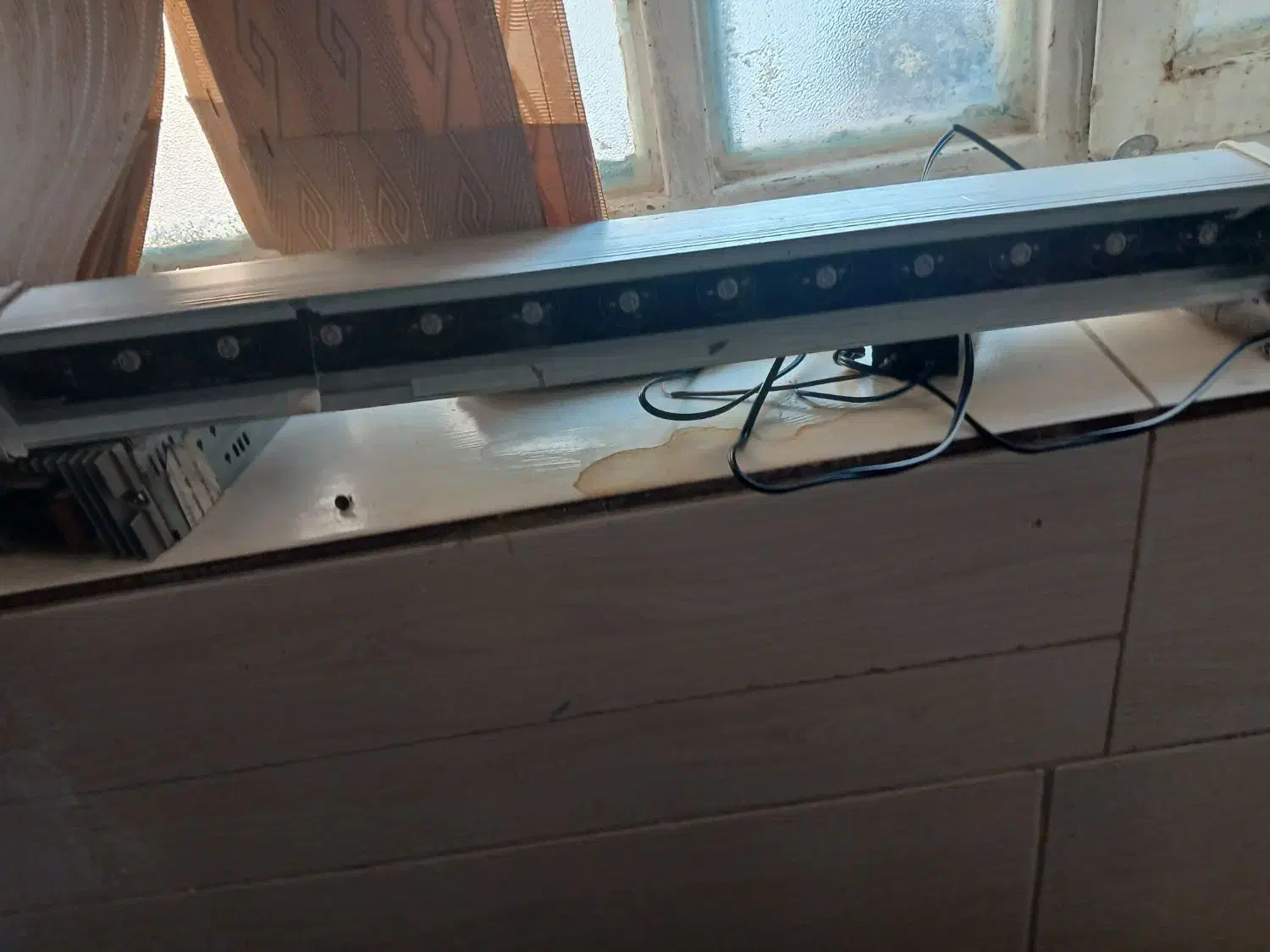 روشنایی|لامپ و چراغ|شیراز, قلعه نو|دیوار