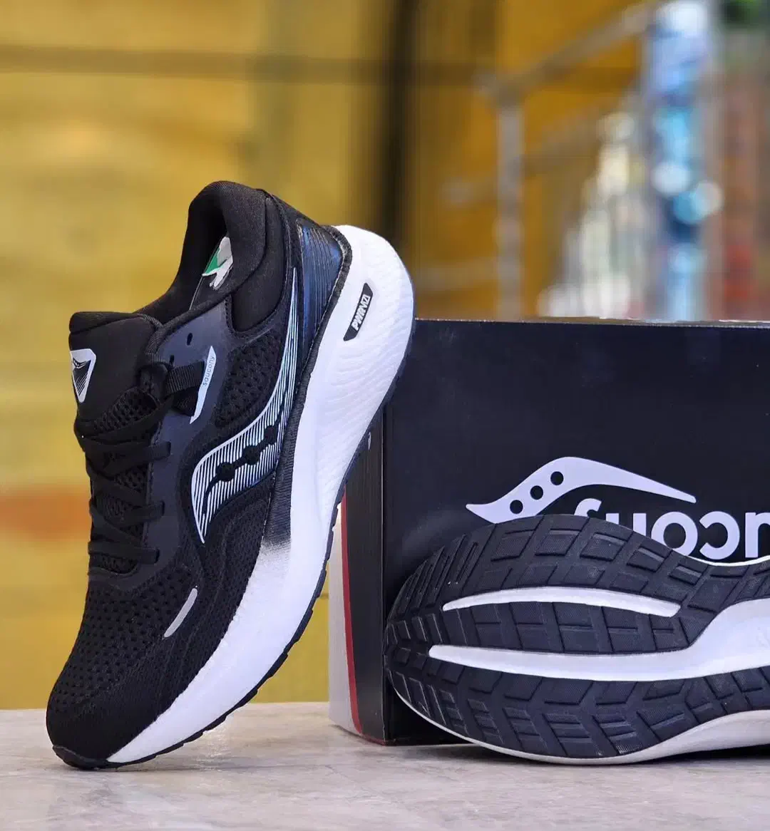 (کفش بابک ترکان)اسپرت طبی ساکونیsakoni لاکچری کربن|کیف، کفش، کمربند|تبریز, |دیوار