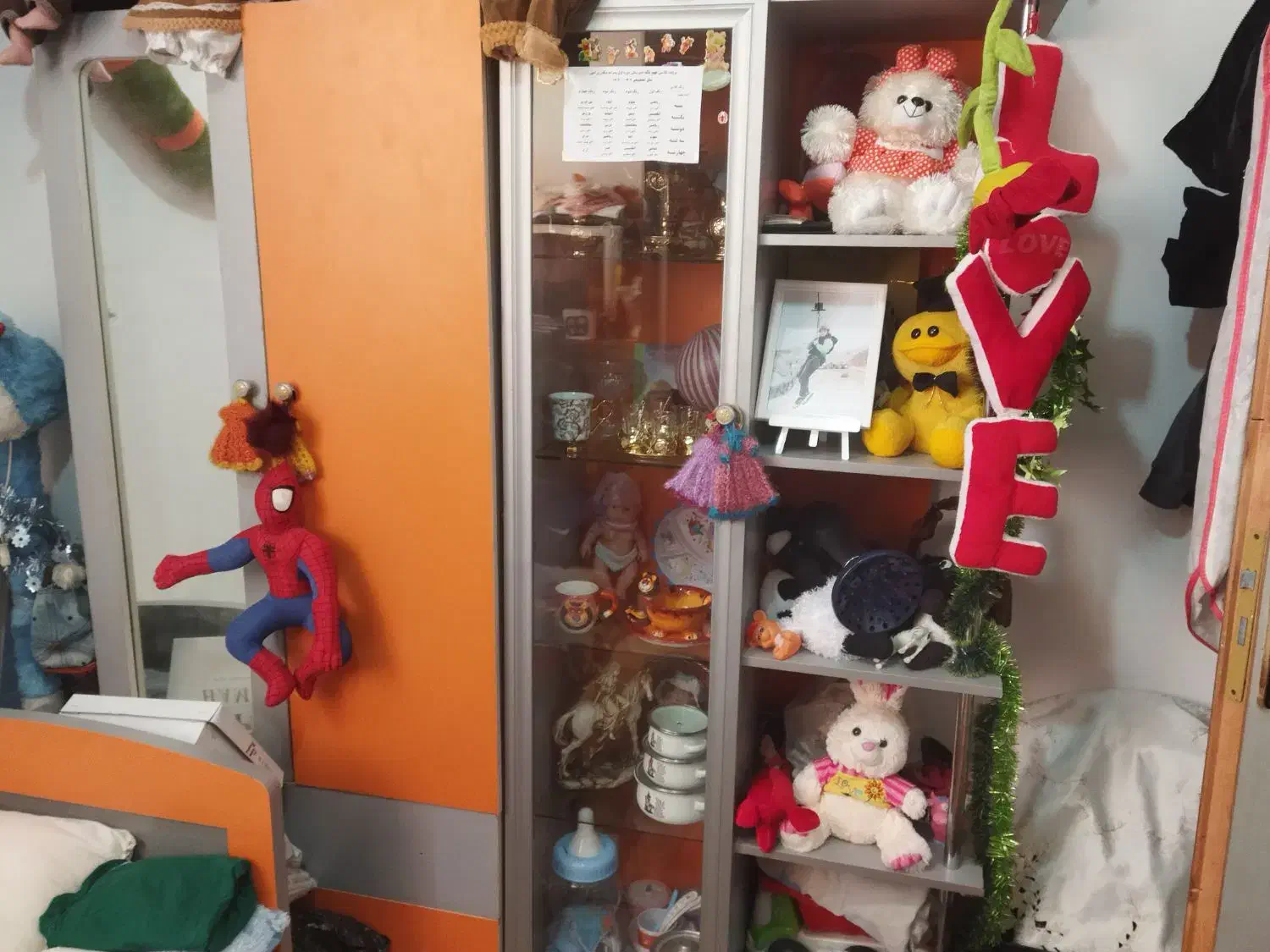 تخت و کمد نوجوان|تخت و سرویس خواب|ورامین, ورامین|دیوار