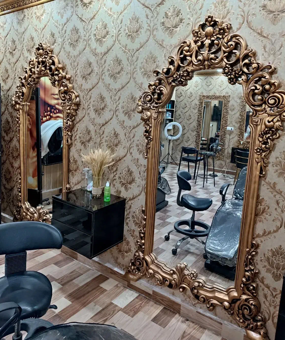 دو عدد آیینه سلطنتی طلایی|آینه|بندر ماهشهر, |دیوار