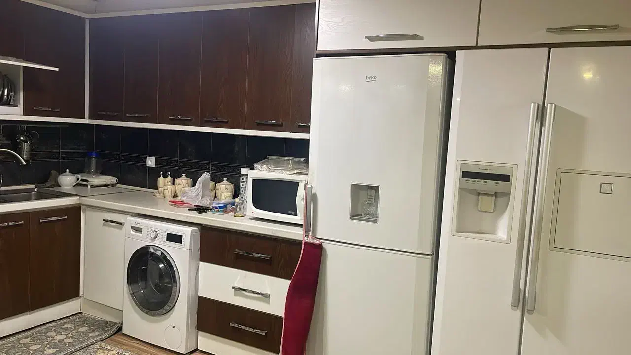 کابینت ام دی اف دسته دوم بسیار تمیز با سینک و هود|آب‌چکان و نظم‌دهنده ظروف|کرج, جهان‌شهر|دیوار
