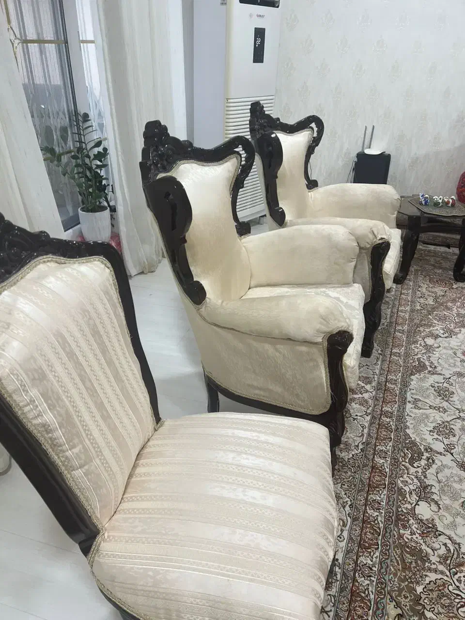 مبل سلطنتی|مبلمان خانگی و میز عسلی|برازجان, |دیوار