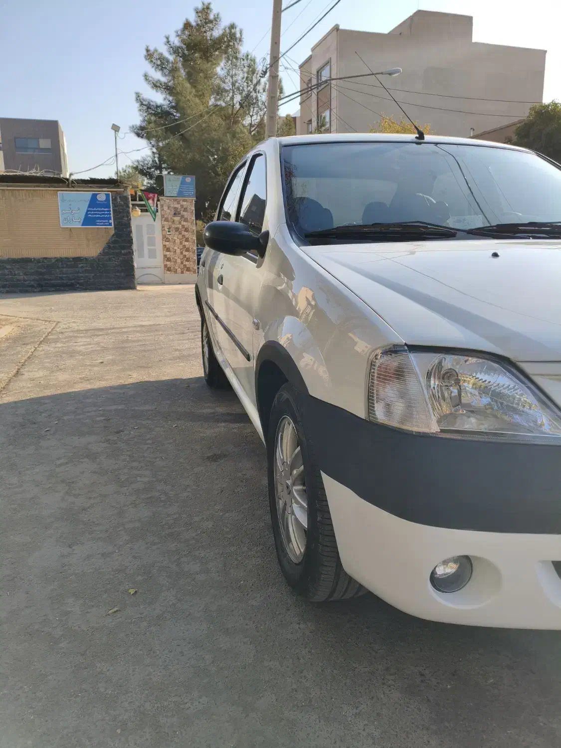 ال ۹۰ L90 مدل ۸۸ استثنایی|خودرو سواری و وانت|شاهین‌شهر, شهرک میلاد|دیوار