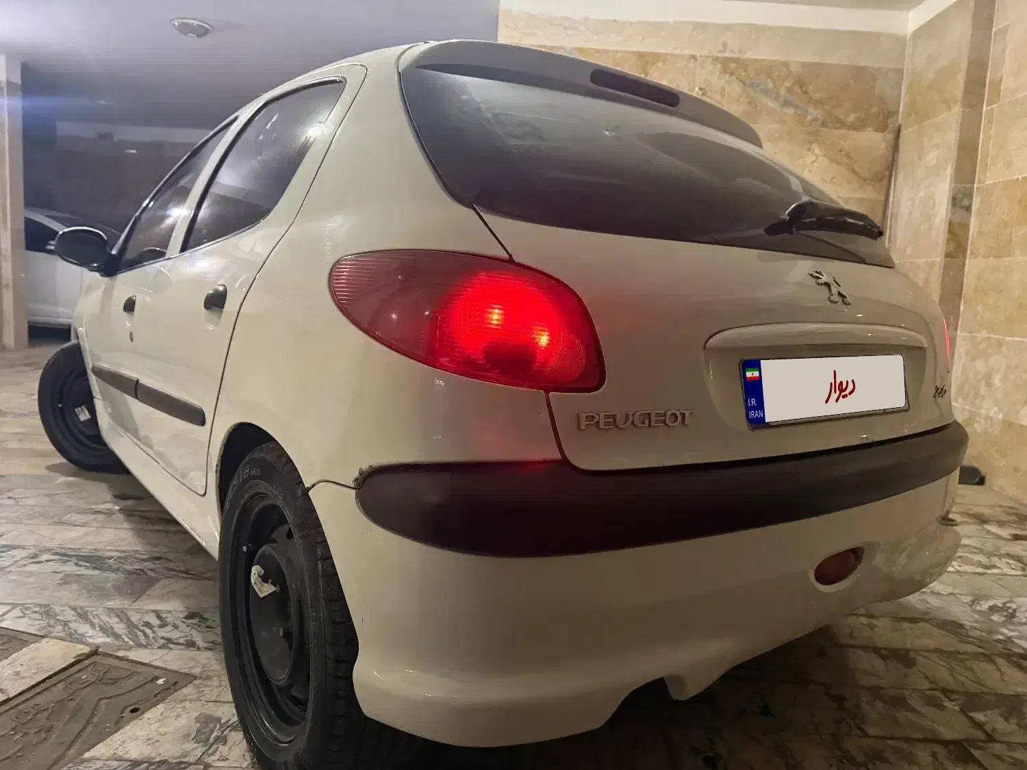 ‌پژو ۲۰۶ سفید مدل ۸۸|خودرو سواری و وانت|مشهد, چهنو|دیوار