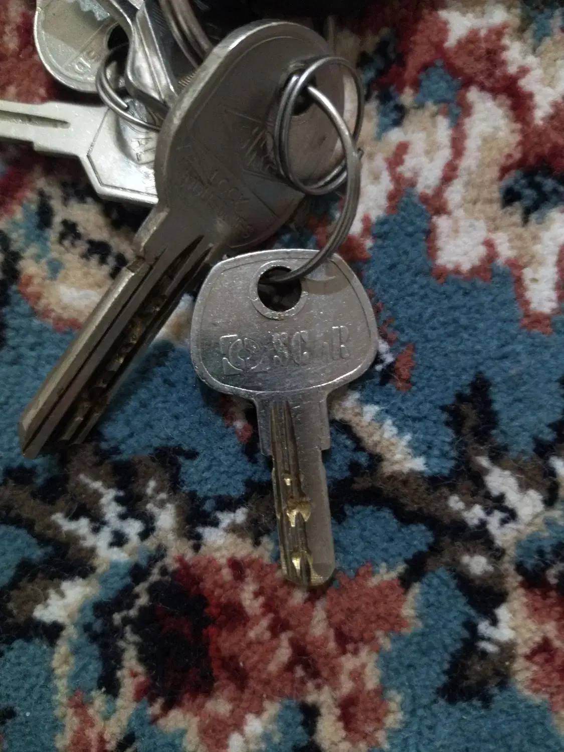 سویچ و کلید|اشیا|قم, سراجه (۱۵ خرداد)|دیوار