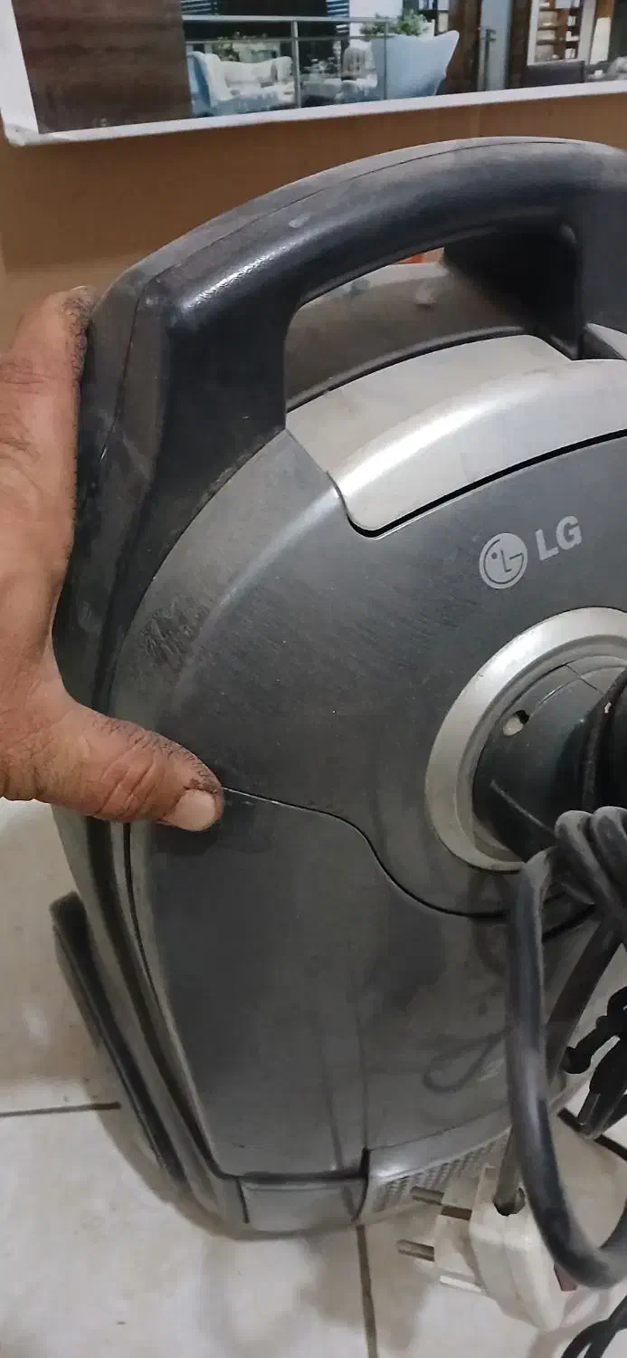 جاروبرقی|جاروبرقی، جارو شارژی، بخارشو|پاکدشت, پاکدشت (مامازند)|دیوار