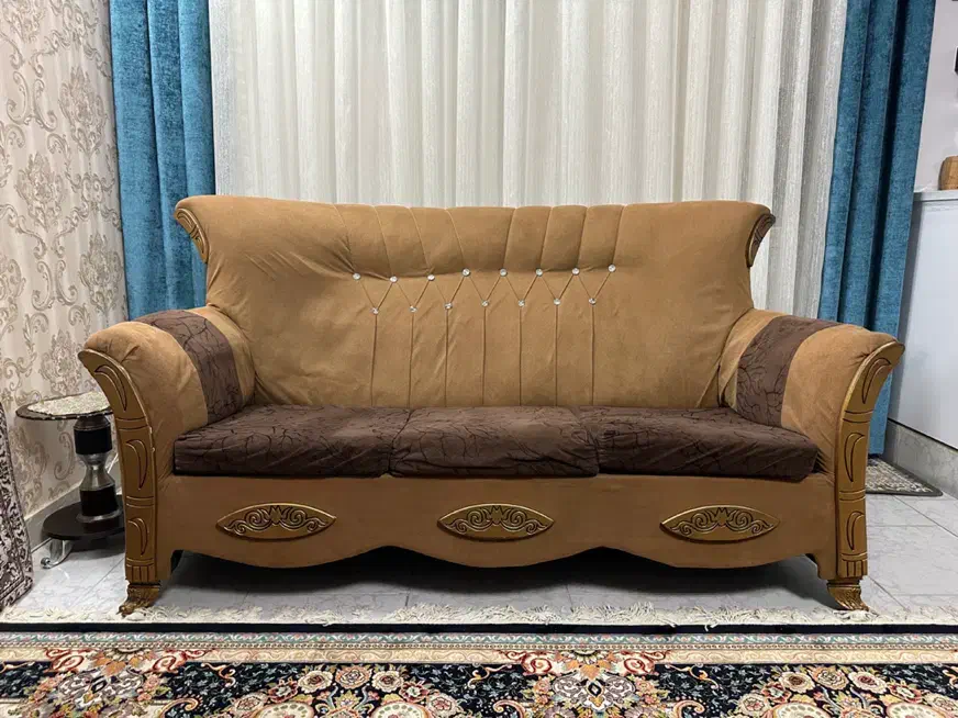 مبل ۷ نفره با میز و عسلی دامغان|مبلمان خانگی و میز عسلی|دامغان, |دیوار