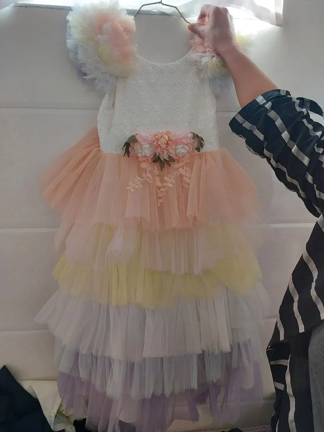 پیراهن مجلسی|لباس|مرند, |دیوار