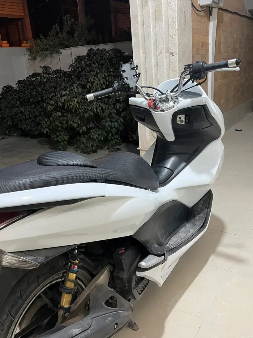 هونداpcx|موتورسیکلت|میناب, |دیوار