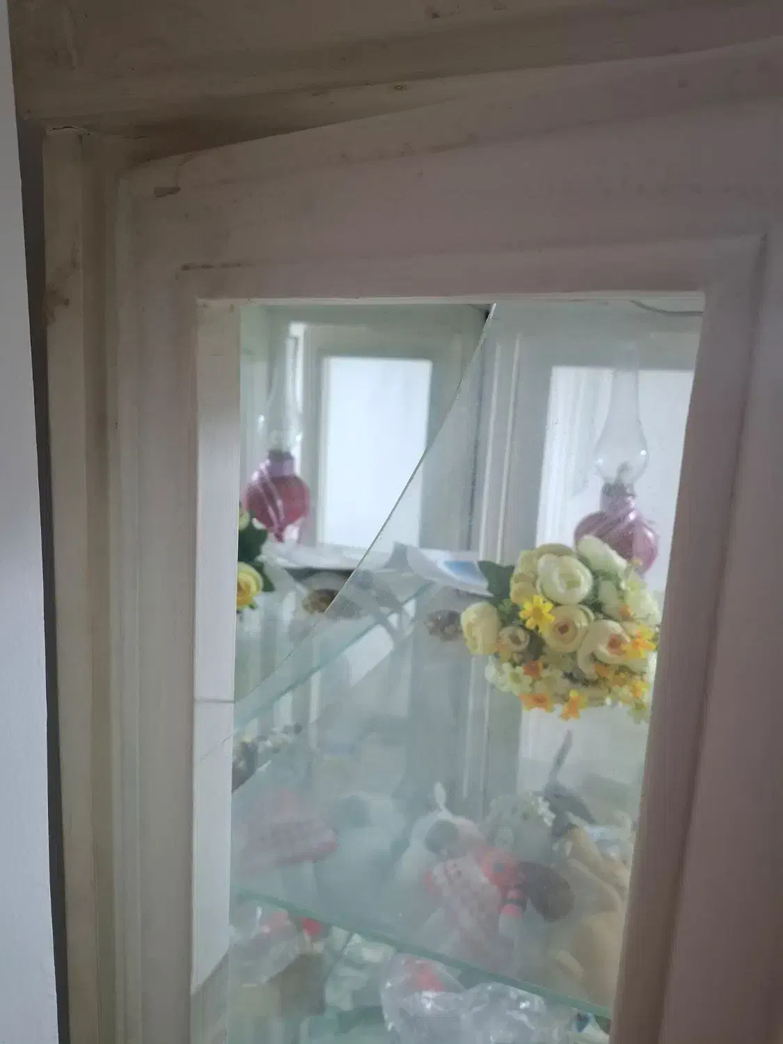 بوفه سالم|بوفه، ویترین، کنسول|رشت, نخودچر|دیوار