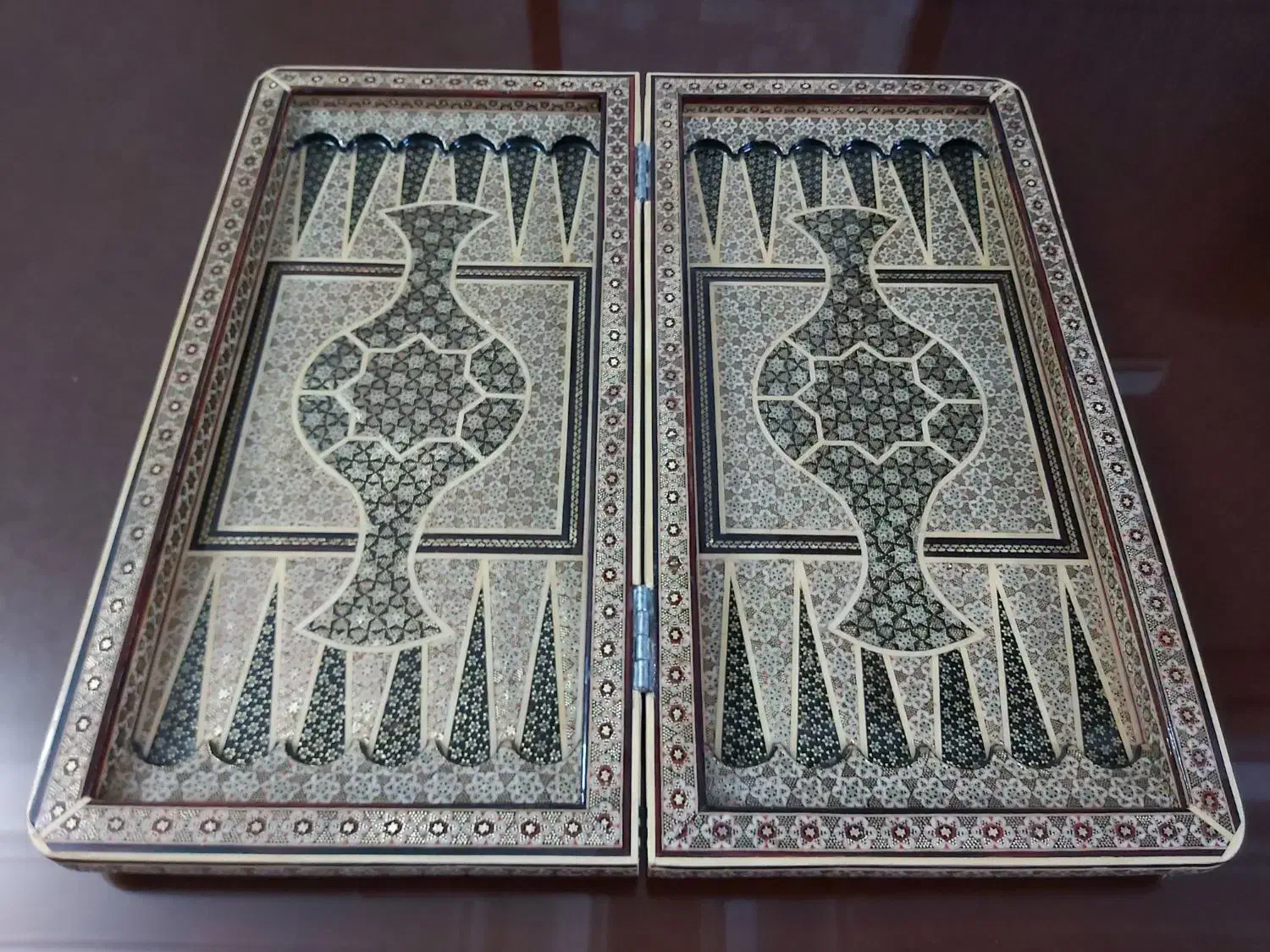 تخته نرد و شطرنج خاتم|صنایع دستی و سایر لوازم تزئینی|شیراز, کیان شهر|دیوار