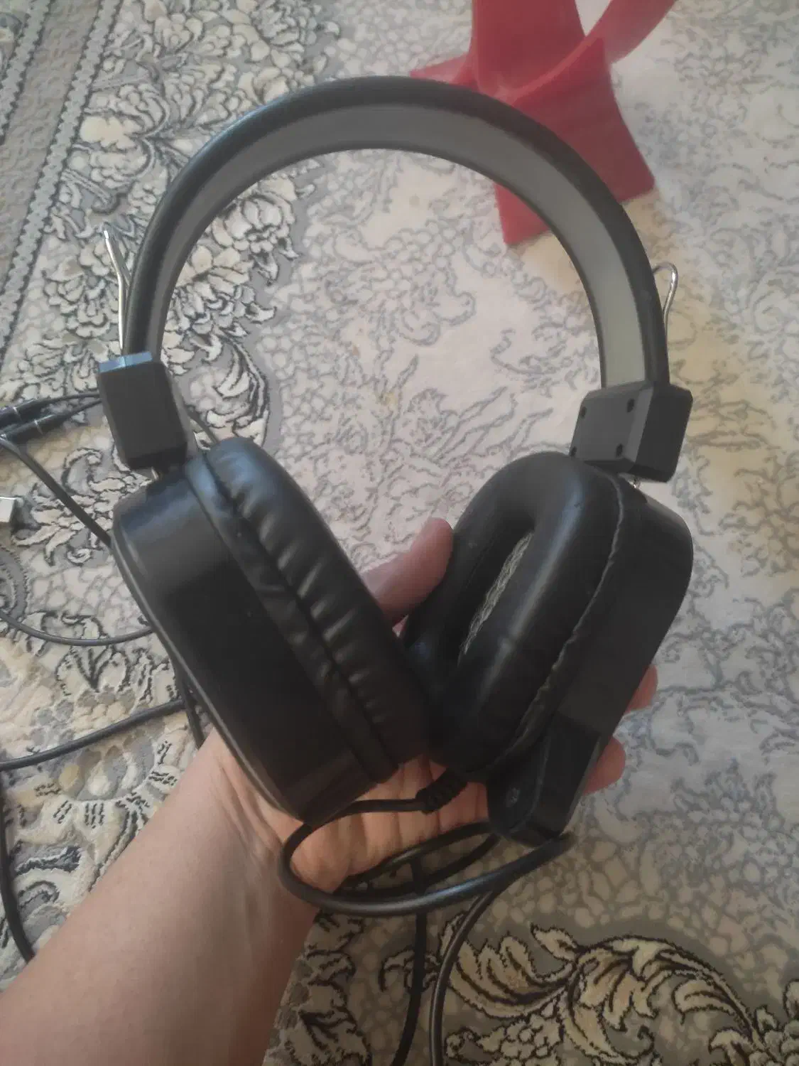 فروش یک عدد هدفون ب شدت بینظیر|کنسول، بازی ویدئویی و آنلاین|صدرا-فارس, فاز ۱|دیوار