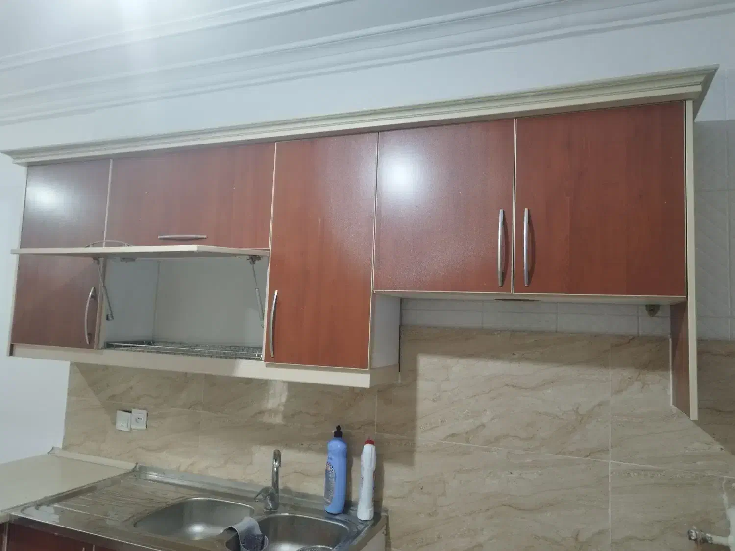 کابینت آشپز خانه و سینک رو کار ظرف شوی|مصالح و تجهیزات ساختمان|لنگرود, |دیوار
