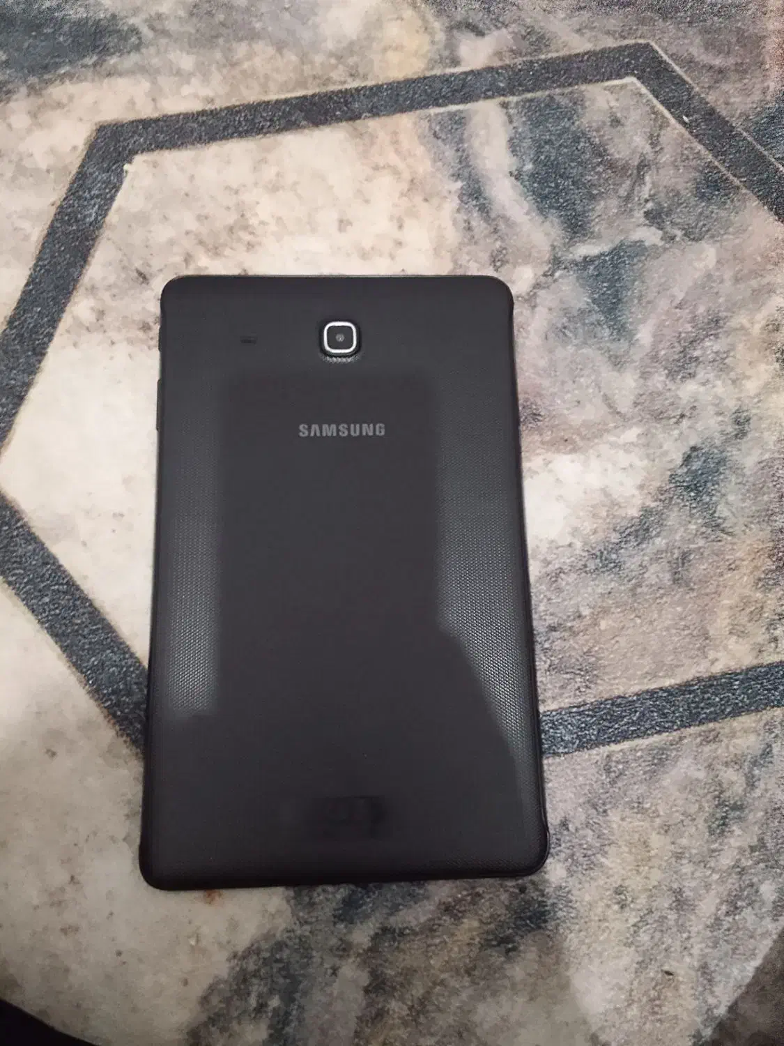 تبلت|تبلت|مشهد, شهید بصیر|دیوار