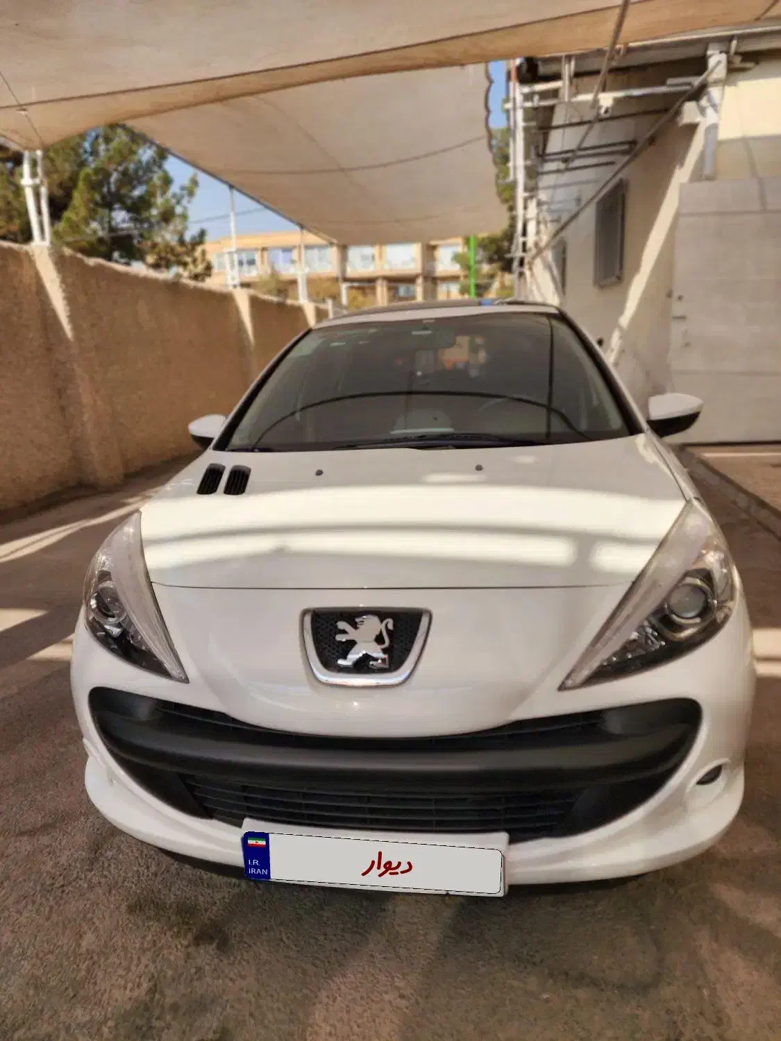 ۲۰۷ پانا ۴۰۲ دنده ای|خودرو سواری و وانت|اصفهان, هزارجریب|دیوار