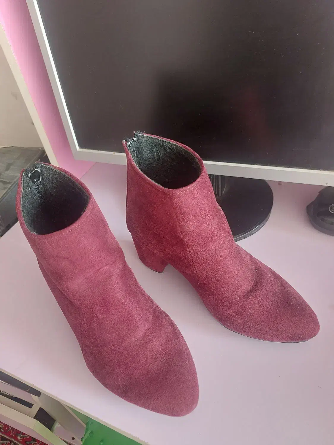 نیم پوت مجلسی|کیف، کفش، کمربند|قم, امامزاده ابراهیم|دیوار